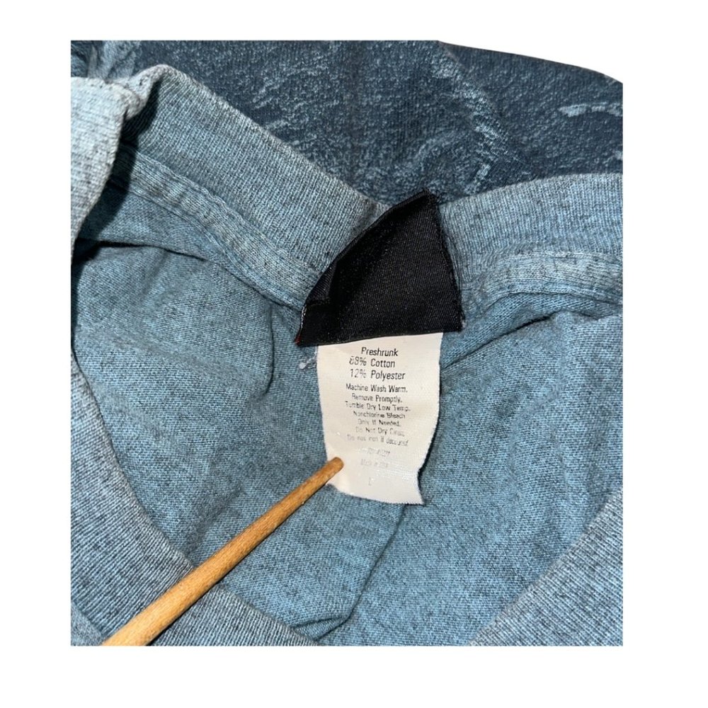 vintage 90s embroidered dolphin single stitch all over print ocean tshirt large - Picture 9 of 10